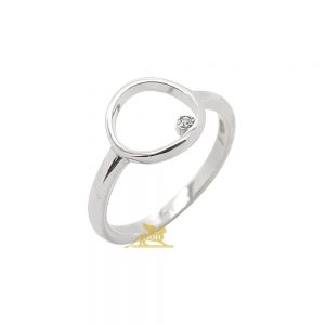 Srebrni prsten sa cirkonom