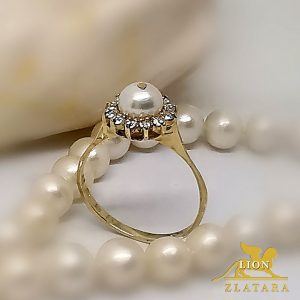 Prsten od zlata sa cirkonima i biserom