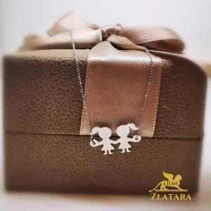 Narukvica sa priveskom - dve seke