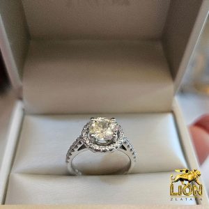 Brilijantski prsten - centralni